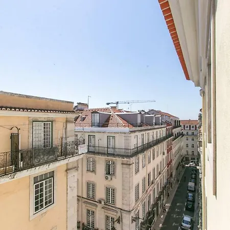 Made For The Lovers- Urban Charm In Chiado Lisboa