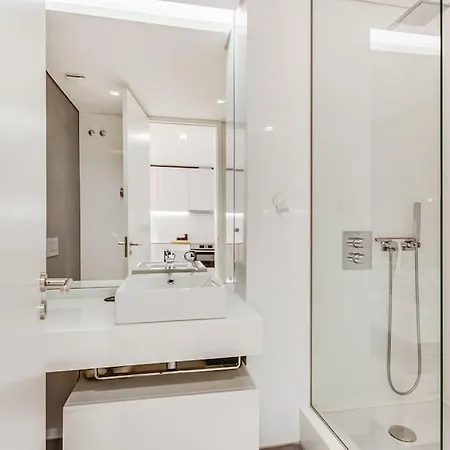 Apartment Made For The Lovers- Urban Charm In Chiado