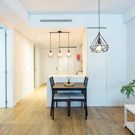 Made For The Lovers- Urban Charm In Chiado Apartment *