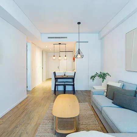 Apartment Made For The Lovers- Urban Charm In Chiado