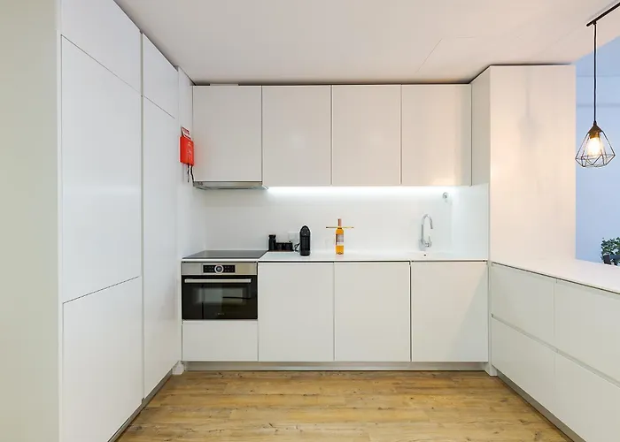 Made For The Lovers- Urban Charm In Chiado