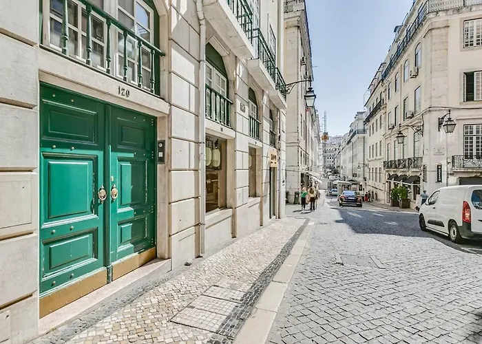 Made For The Lovers- Urban Charm In Chiado * ליסבון